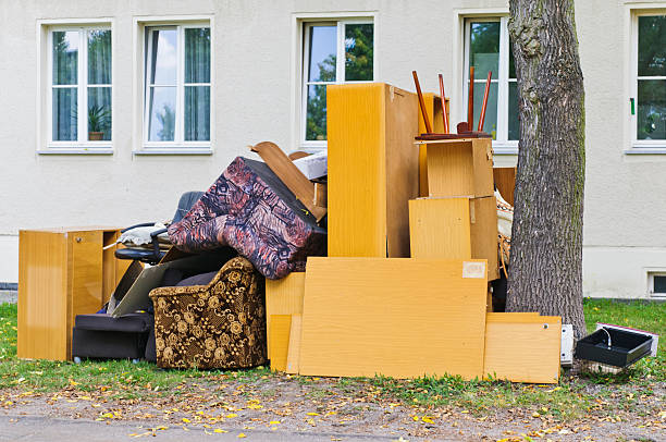 Best Customized Junk Removal Services in Twin Lakes, VA